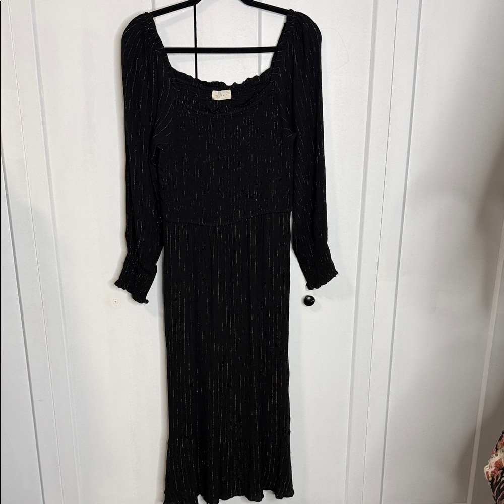 MELLODAY | Med-Large | Black /maxi Dress with Gold Highlights PTP 14-20 inches